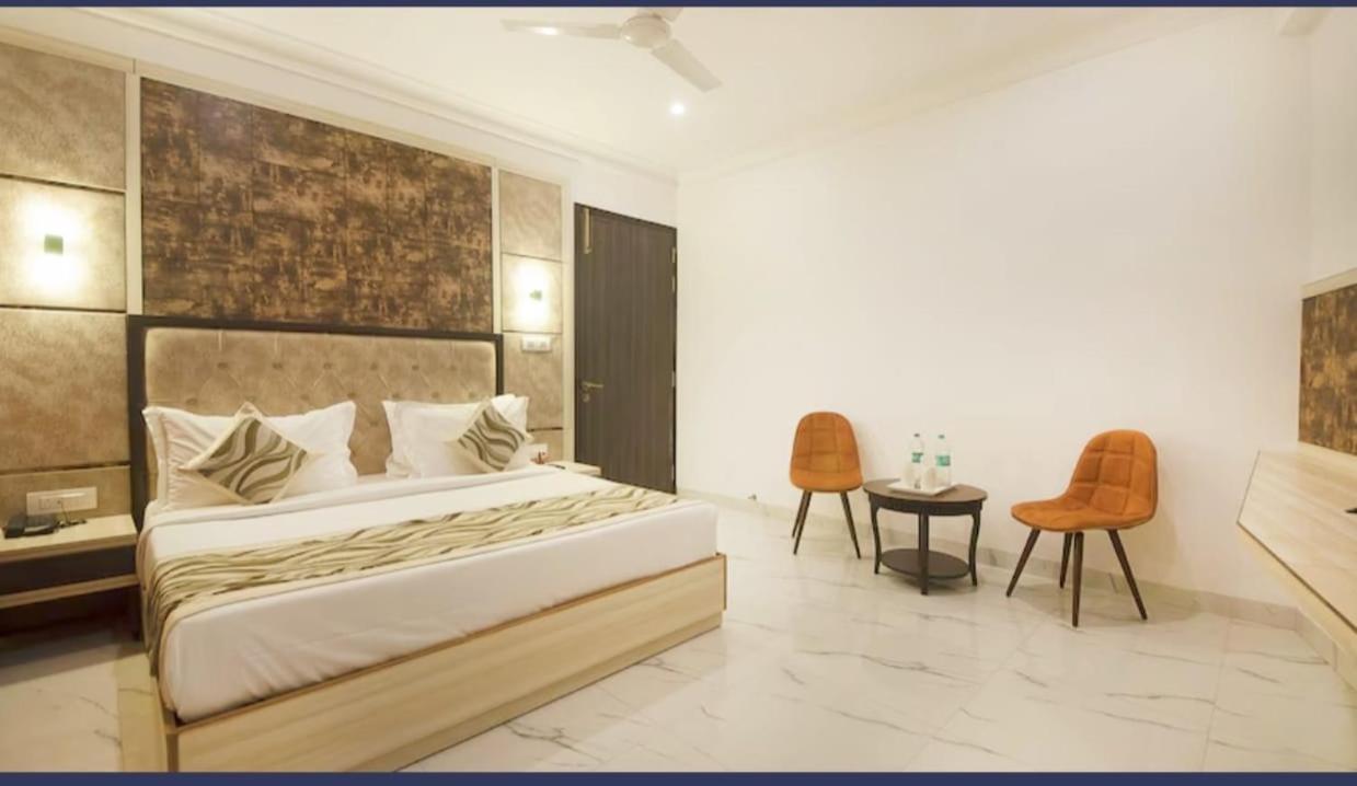 Hotel Shyam International - Near Terminal 3 Delhi Airport With - Free Airport Pickup And Drop