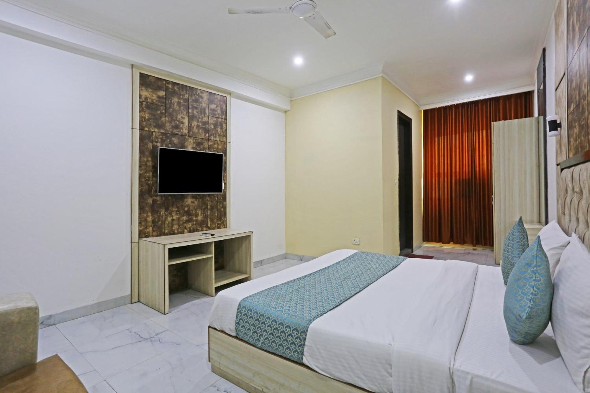 Shyam International - Near Terminal 3 Delhi Airport With - Free Airport Pickup And Drop