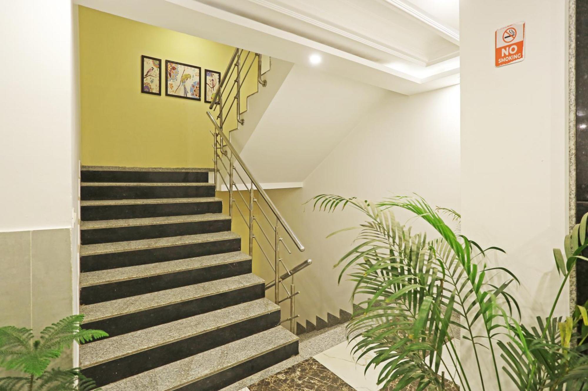 Hotel Shyam International - Near Terminal 3 Delhi Airport With - Free Airport Pickup And Drop