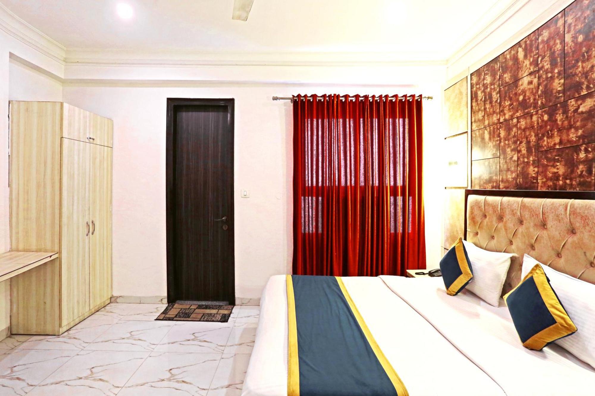 Hotel Shyam International - Near Terminal 3 Delhi Airport With - Free Airport Pickup And Drop New Delhi
